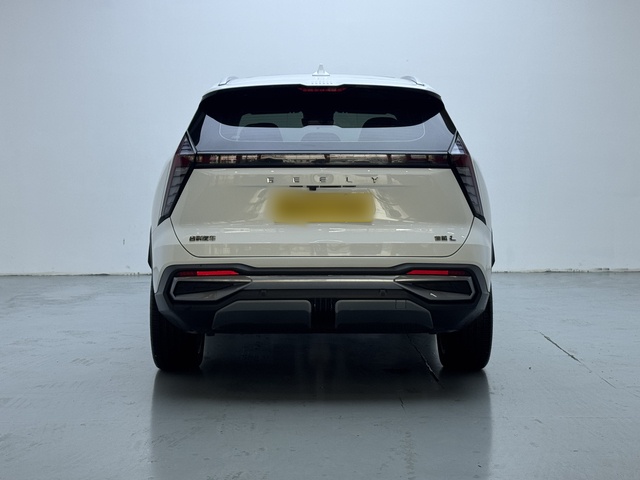 Geely Auto FX11 2024 1.5TD DCT Prestige Edition — снимка 17