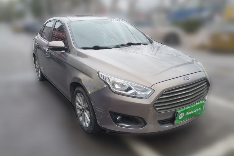 Used Ford Escort 2015 1.5L Automatic Fashion Model