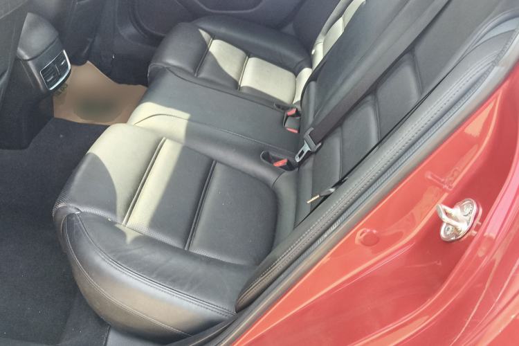 Used Mazda Atenza 2017 2.0L Blue Sky Luxury Edition Left Rear Seat