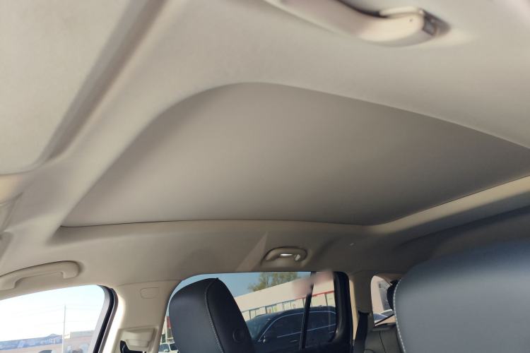 Used Buick Envision 2022 Encore Plus 652T Five-Seat Luxury Model
