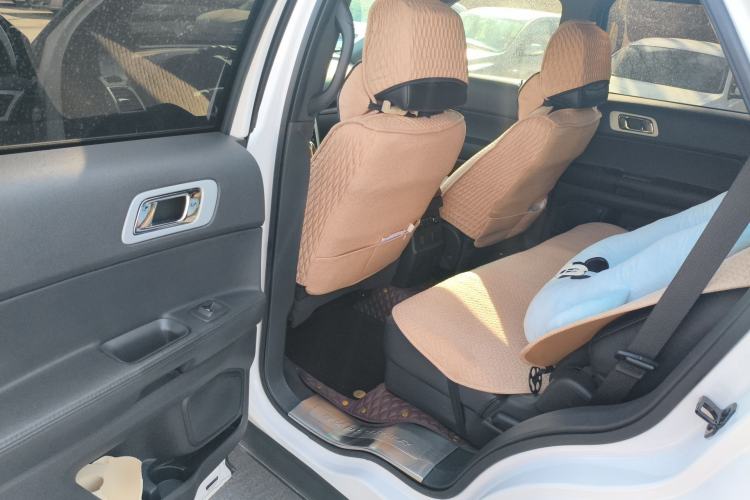 Used Ford Explorer 2013 3.5L Deluxe Model Left Rear Seat