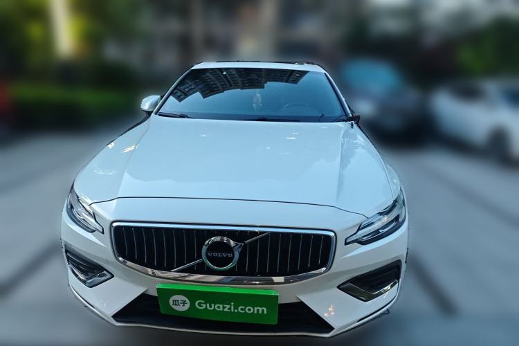Used Volvo S60 2020 T4 Zhiyi Luxury Edition Front