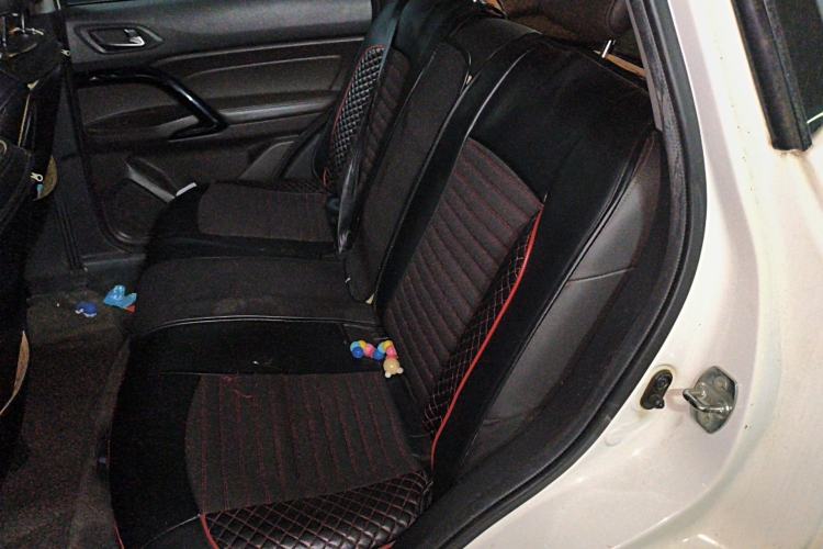 Used GAC Trumpchi GS4 2017 200T Manual Two-Wheel Drive Elite Edition Left Rear Seat