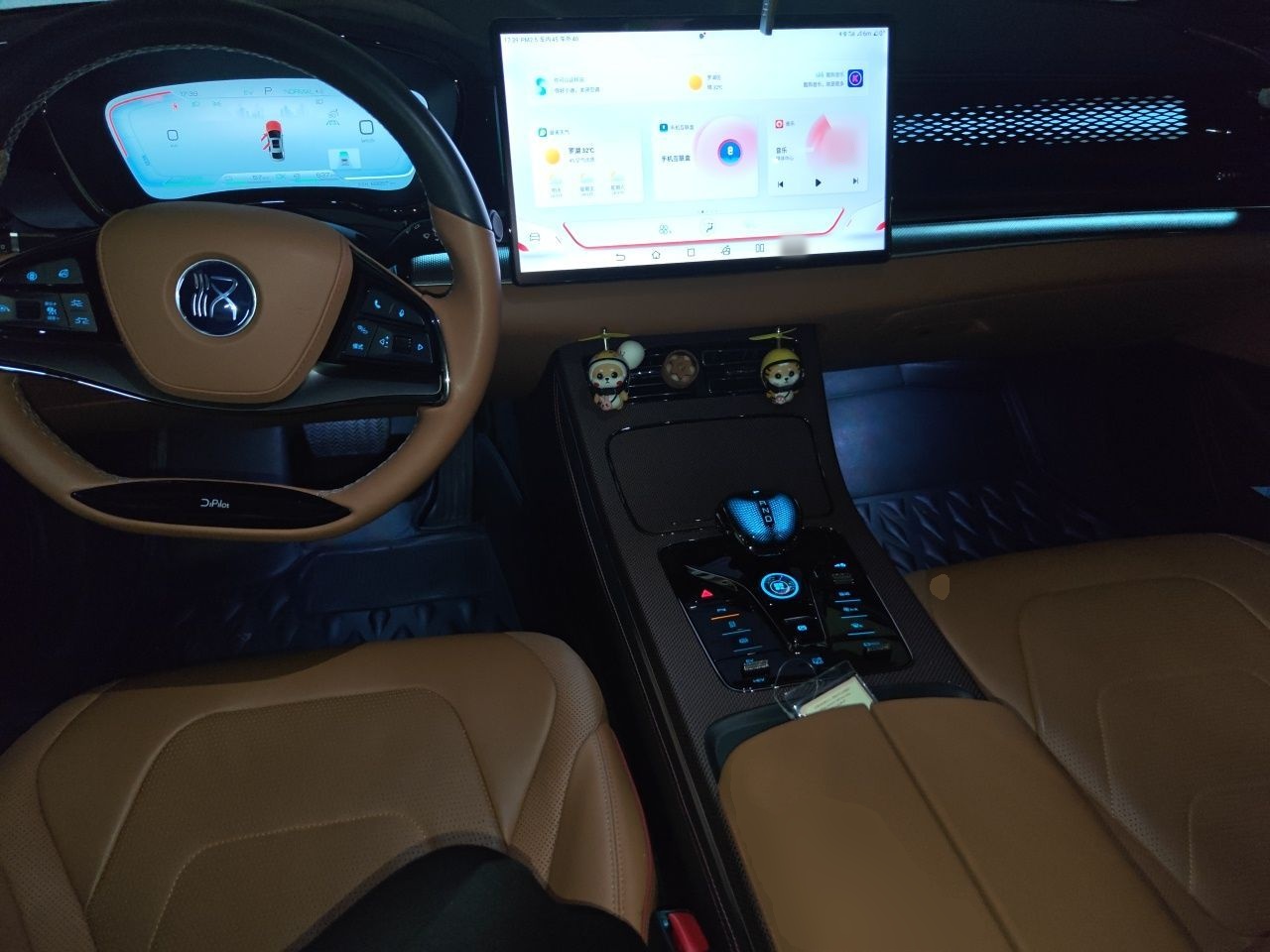 BYD Han 2022 DM-i 121KM Luxury Model — снимка 9