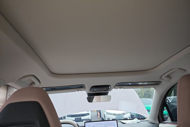 Used Lynk & Co 06 EM-P 2023 EM-P 126 Long-Range Halo Headliner