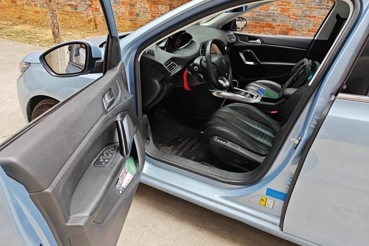 Used Peugeot 308S 2015 1.6T Automatic Ruichi Edition Driver Seat