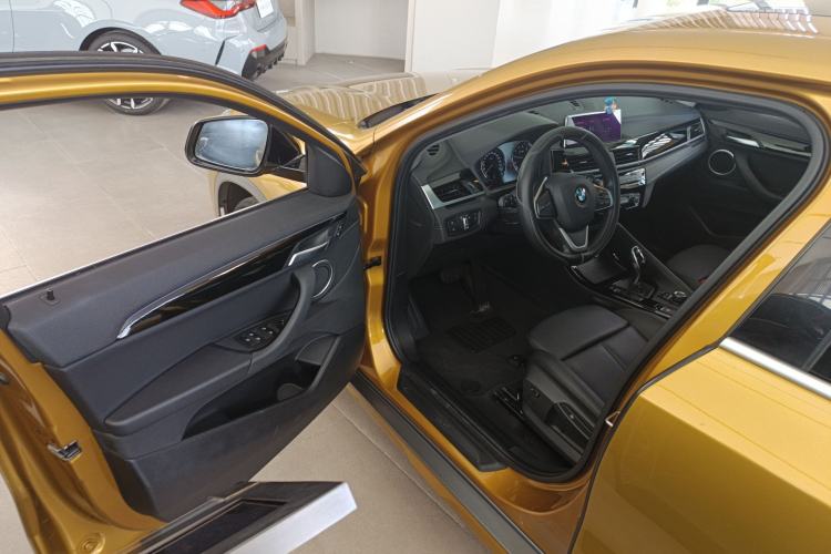 Used BMW X2 2019 sDrive20i M Sport Package China VI Emission Standard Driver Seat