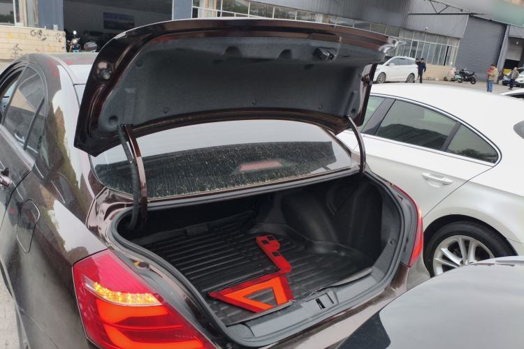 Used Geely Auto Emgrand 2017 Sedan Million Edition 1.5L CVT Upward Connectivity Version