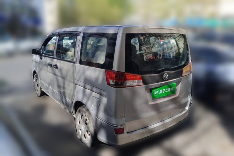 Used Dongfeng Shuaike 2013 Revised Version 1.5L Manual Standard Edition 7 Seats China V Emission Standard
