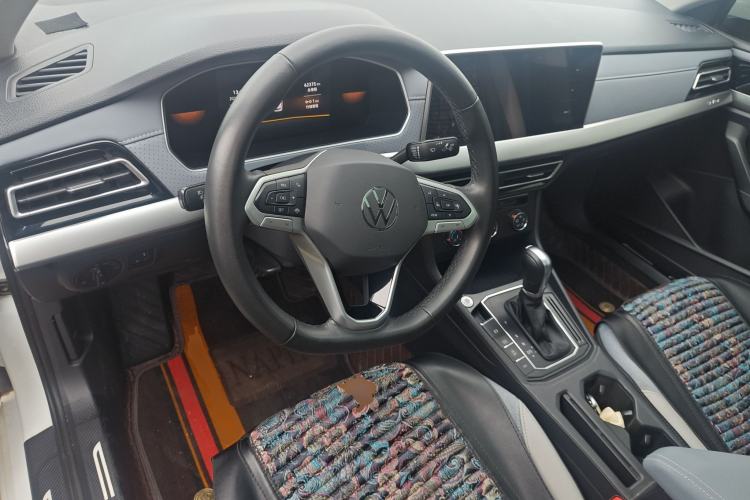 Used Volkswagen Lavida 2023 280TSI DSG Full-Comfort Edition Center Console