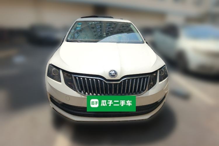 Used Skoda Octavia 2018 1.6L Automatic Comfort Edition
