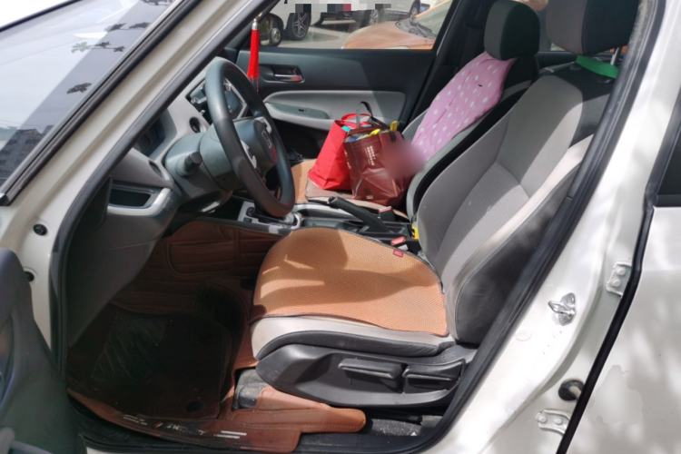 Used Honda LIFE 2021 1.5L CVT CRO-S Fun Edition Left Front Seat