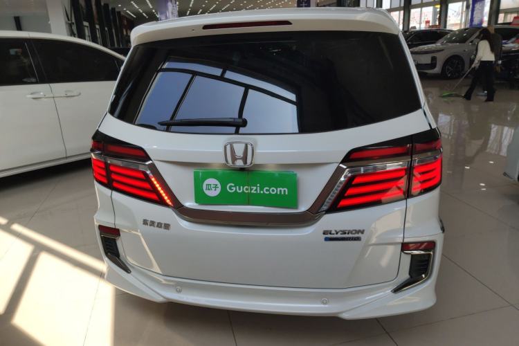 Used Honda Elysion 2019 2.0L Hybrid Luxury Edition Rear
