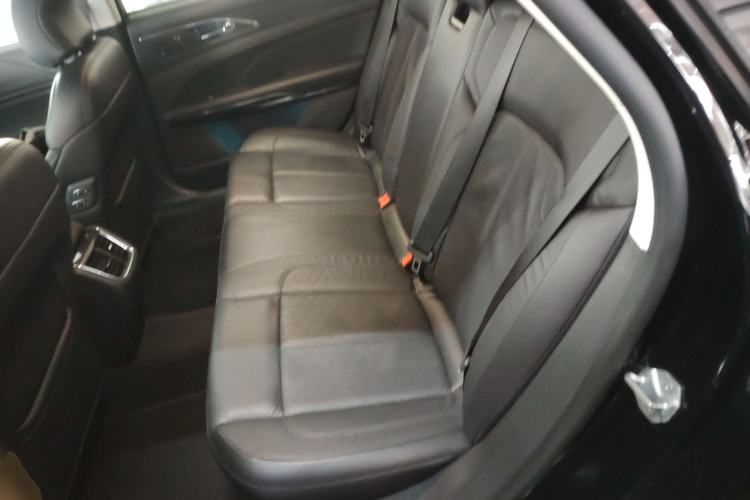 Used Ford Taurus 2019 EcoBoost 245 Premium Edition Left Rear Seat