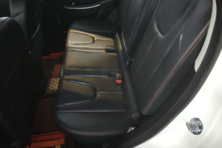 Used Dayun Yuehu 2021 32.85 kWh Two-Wheel-Drive Sprite Version Left Rear Seat