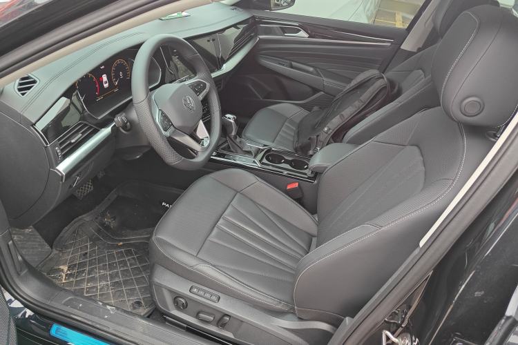 Used Volkswagen Passat 2025 Outstanding Model 380TSI Starry Dragon Edition Left Front Seat