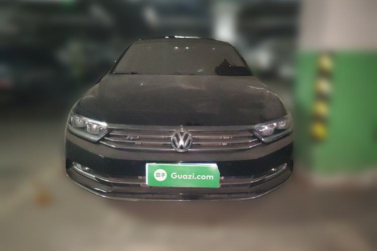 Used Volkswagen Magotan 2019 330TSI DSG Luxury Version China VI Standard Front