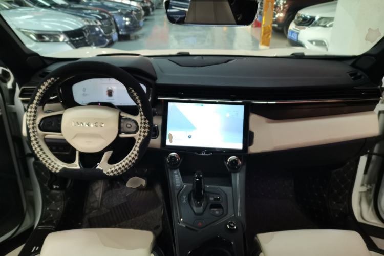 Used Lynk & Co 01 EM-P 2023 1.5TD EM-P Dawn Edition