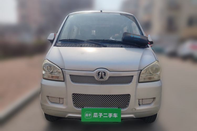 Used BAIC Weiwang 306 2011 1.3L base model 7 seats
