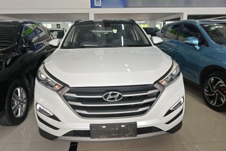 Used Hyundai Tucson 2015 1.6T Dual-Clutch Two-Wheel-Drive Smart Model Front