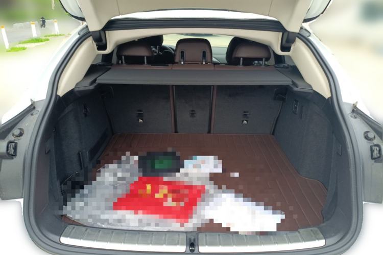 Used BMW X4 2021 xDrive 25i M Sport Package Trunk