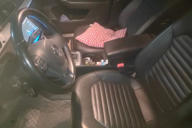 Used Volkswagen Magotan 2015 1.8TSI Advanced Model Left Front Seat