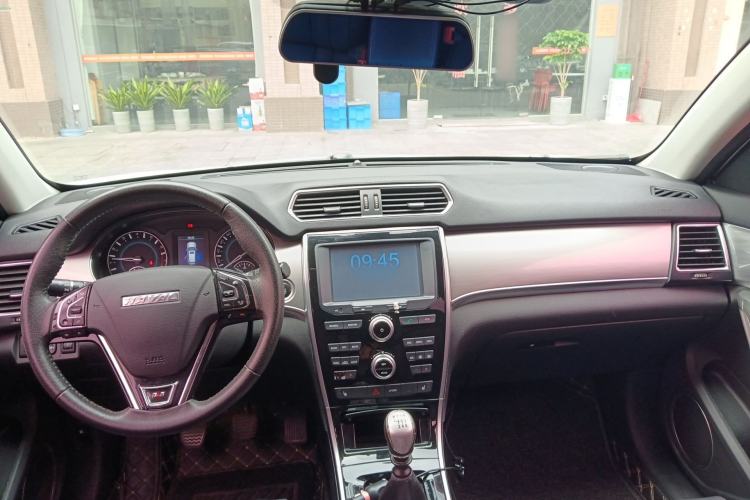 Used Haval H2 2016 Red-Label 1.5T Manual Two-Wheel Drive Luxury Model