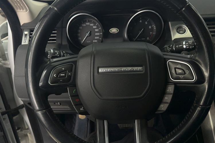 Used Land Rover Range Evoque 2015 2.0T Five-Door Fashion Edition Steering Wheel