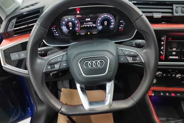 Used Audi Q3 2019 40 TFSI Fashion Dynamic Model