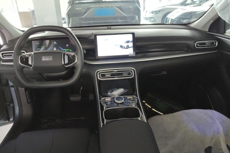 Used Geely Galaxy Stellar 6 2026 Model 125km Free-Style Edition Center Console