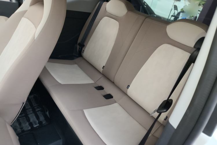 Used Chery QQ Ice Cream 2025 155km Sundae Edition Interior 4