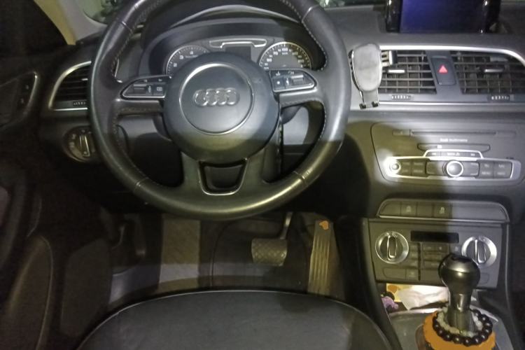 Used Audi Q3 2015 30 TFSI Comfort Model
