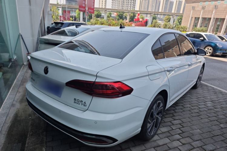 Used Volkswagen Bora 2024 300TSI DSG Prestige Edition Rear Right 45 Deg