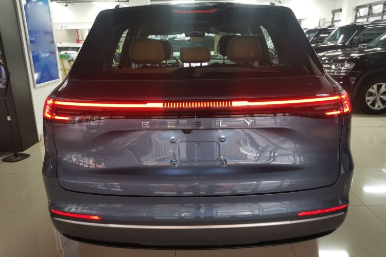 Used Geely Galaxy Xingjian 7 EM-i 2025 120km Flagship Edition