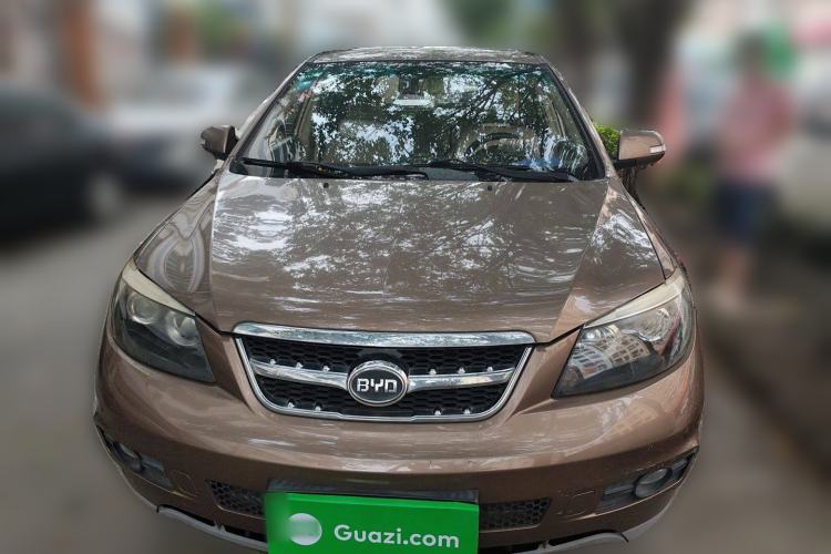 Used BYD S6 2013 Jingyue Edition 2.0L Manual Luxury Model 5 Seats
