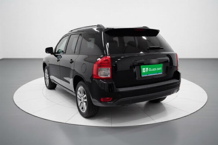 Used Jeep Compass 2012 2.0L two-wheel drive sport version Rear Left 45 Deg