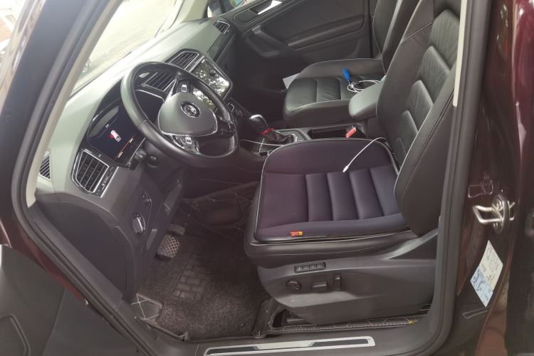 Used Volkswagen Tiguan 2018 330TSI All-Wheel-Drive Innovation Model
