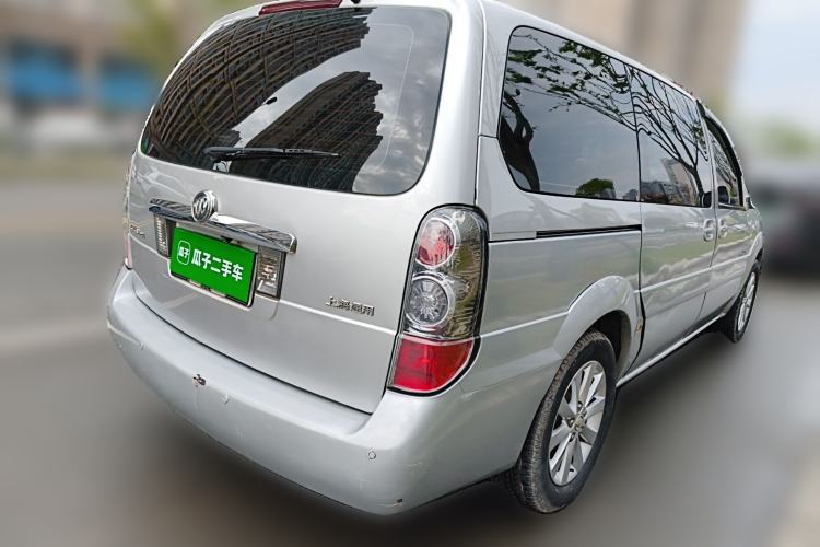 Used Buick GL8 2011 2.4L CT Comfort Edition Rear Right 45 Deg