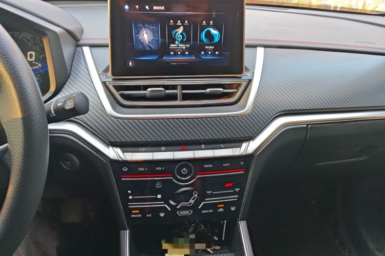 Used Venucia T60 2020 1.6L Manual Smart Vision Version China VI Standard
