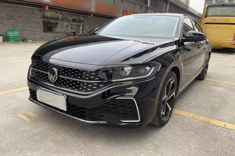 Used Volkswagen Passat 2025 Outstanding Model 380TSI Starry Dragon Edition