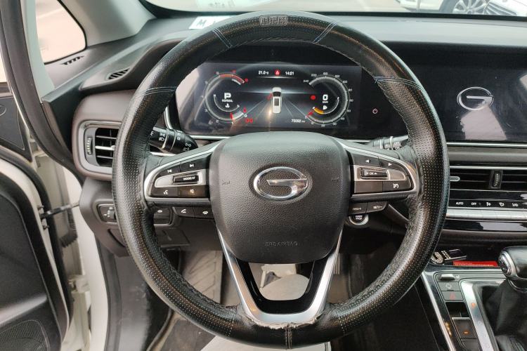 Used GAC Trumpchi M6 2019 270T Automatic Prestige Edition (7-seater) China V Standard Steering Wheel