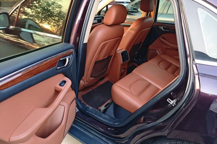 Used Zotye SR9 2017 2.0T Automatic Ultimate Edition
