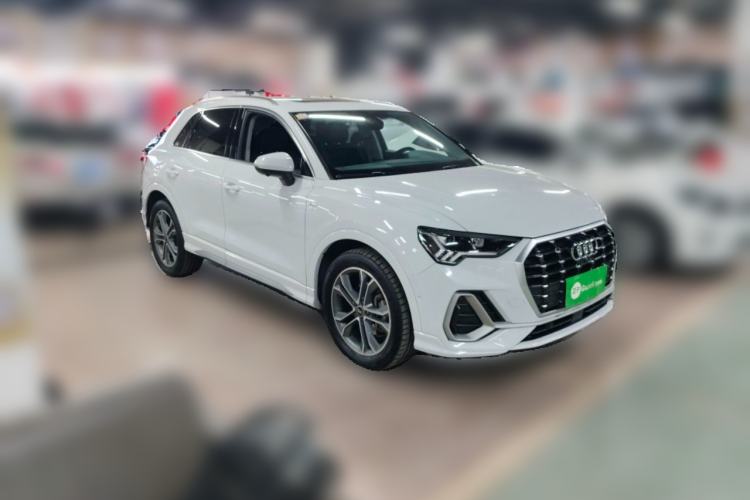 Used Audi Q3 2023 40 TFSI Fashion Dynamic Model
