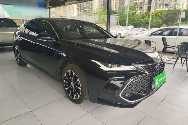 Used Toyota Avalon 2023 2.5L Luxury Edition Front Right 45 Deg