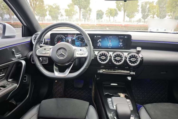 Used Mercedes-Benz A-Class 2020 Restyled A 200 L Sport Sedan Fashion Version