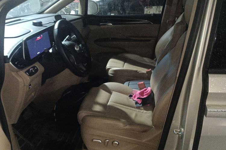 Used Buick GL8 2020 ES Land Cruiser 653T Flagship Model Left Front Seat