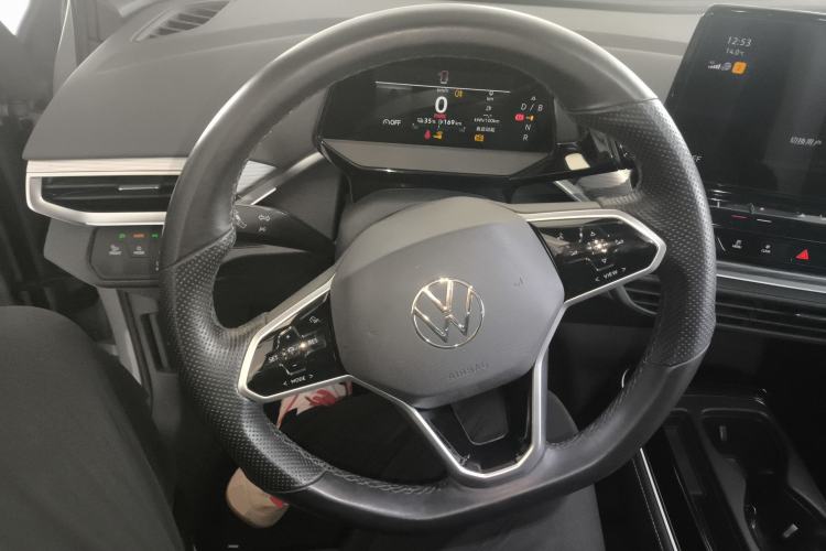 Used Volkswagen ID.4 CROZZ 2021 Long-Range PURE+ Two-Wheel Drive Version
