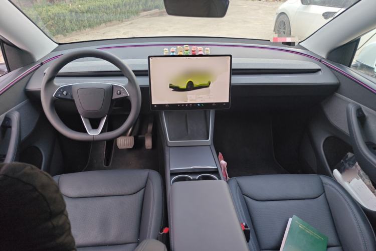 Used Tesla Model Y 2025 Rear-Wheel-Drive Version