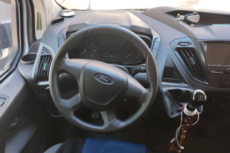 Used Ford Transit 2017 2.0T Diesel Multi-Function Commercial Vehicle Mid-Drive Mid-Roof China V Standard