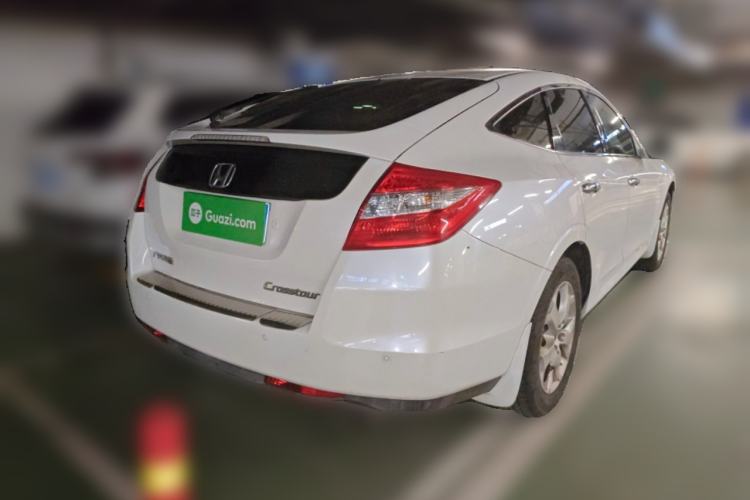 Used Honda Crosstour 2012 2.4L Luxury Edition Rear Right 45 Deg
